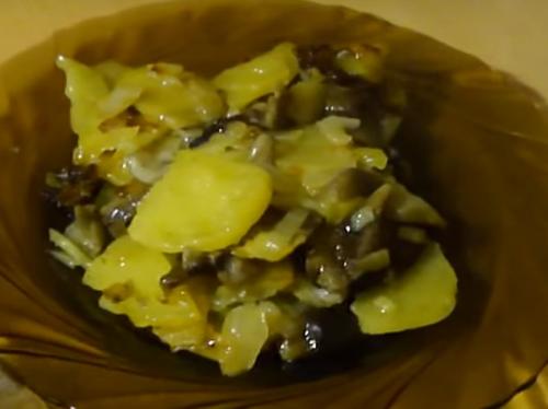 Сколько варить опята для жарки с картошкой. Как пожарить опята с картошкой на сковороде