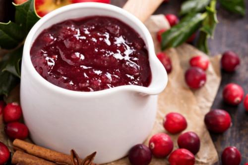 Можно ли использовать ароматную клюкву с сахаром на зиму для приготовления других блюд. Клюква на зиму: 20 рецептов заготовок на любой вкус