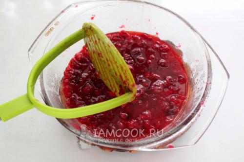 Сохраняйте клюкву на зиму без варки: простой и практичный способ 02 Сохраняйте клюкву на зиму без варки: простой и практичный способ 02
