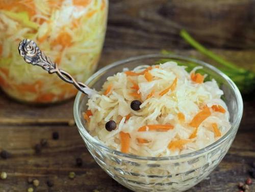 Хрустящая капуста в рассоле на зиму с уксусом. Маринованная капуста на зиму в банках – 10 вкусных рецептов хрустящей капусты