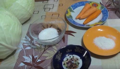 Квашеная капуста в банке с холодной водой. Квашеная капуста в банке с рассолом — рецепт быстрого приготовления (за 3 дня)