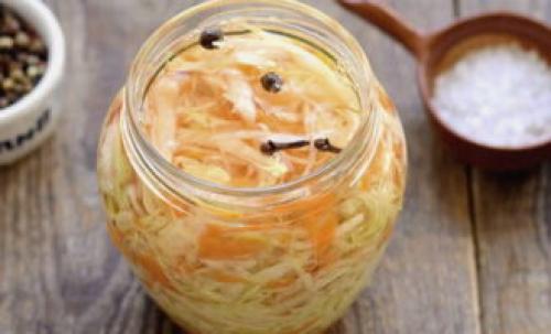 Хрустящая капуста в рассоле на зиму с уксусом. Маринованная капуста на зиму в банках – 10 вкусных рецептов хрустящей капусты