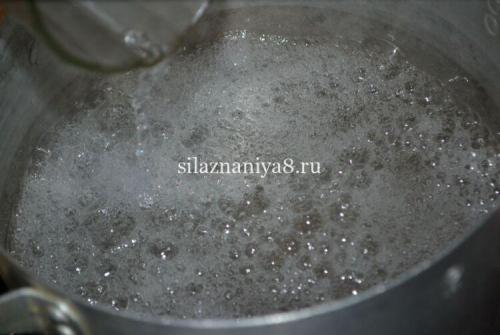 Хрустящая капуста в рассоле на зиму с уксусом. Маринованная капуста на зиму в банках – 10 вкусных рецептов хрустящей капусты 19 Хрустящая капуста в рассоле на зиму с уксусом. Маринованная капуста на зиму в банках – 10 вкусных рецептов хрустящей капусты 19