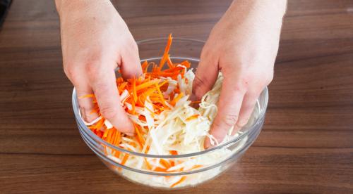 Маринованная капуста с 70 процентным уксусом. Рецепт «Маринованная капуста на зиму»: 06