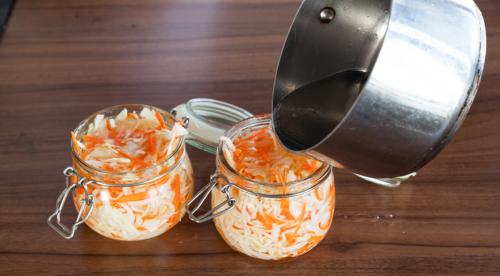 Маринованная капуста с 70 процентным уксусом. Рецепт «Маринованная капуста на зиму»: 07