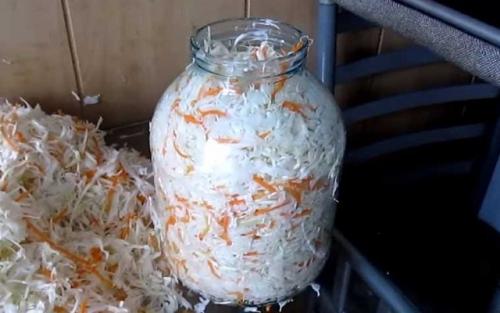 Квашеная капуста быстрого приготовления горячим рассолом. Капуста в горячем рассоле — 5 быстрых рецептов приготовления на зиму