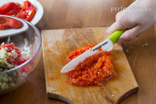 Сырая икра из баклажан по-одесски. Баклажанная икра по-одесски — рецепт с фото и видео