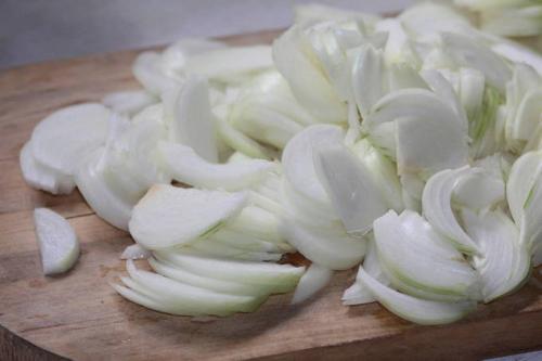 Лечо с томатным соком морковью и луком. Классическое лечо с морковью и луком