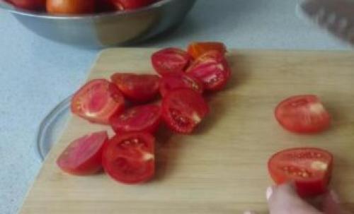 Маринованные помидоры половинками на зиму без стерилизации. Как закрыть помидоры половинками без стерилизации на зиму 14 Маринованные помидоры половинками на зиму без стерилизации. Как закрыть помидоры половинками без стерилизации на зиму 14