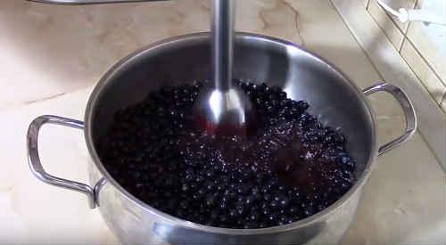 Конфитюр из черники. Джем из черники на зиму — самые лучшие рецепты