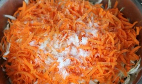 Квашеная капуста быстрого приготовления в банке. Очень вкусная квашеная капуста быстрого приготовления