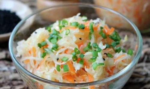 Квашеная капуста быстрого приготовления в банке. Очень вкусная квашеная капуста быстрого приготовления