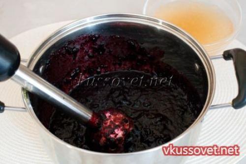 Желе из черники без сахара. Желе из замороженной черники