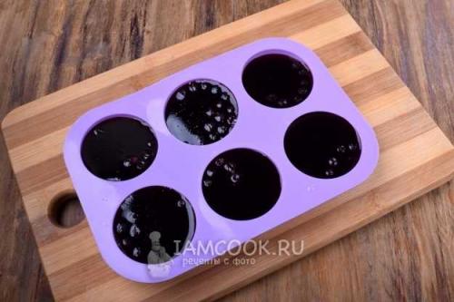 Желе из черники с желатином. Процесс приготовления