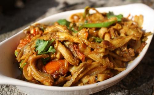 Вешенки замороженные, как готовить. Как жарить вешенки и нужно ли отваривать грибы перед жаркой