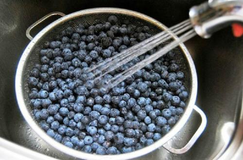 Варенье из черники на зиму простой рецепт. Варенье из черники 5 минутка на зиму: 9 простых рецептов