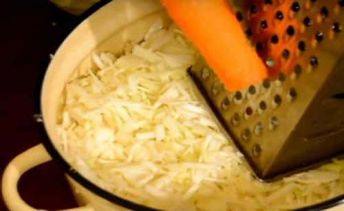 Квашеная капуста быстрого приготовления на 3 литровую банку. Квашеная капуста в 3-х литровых банках на зиму без уксуса