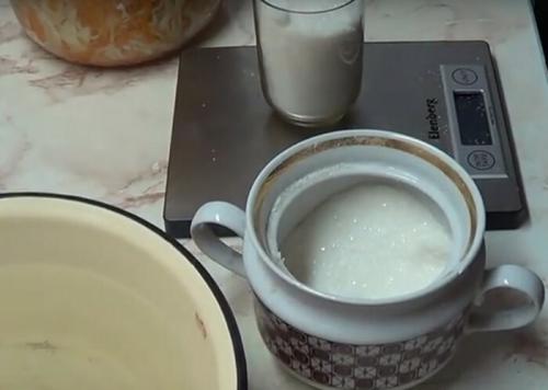 Квашеная капуста с уксусом за сутки. Квашеная капуста быстрого приготовления хрустящая и сочная – быстрые и очень вкусные рецепты