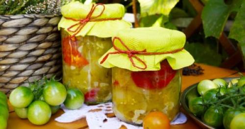 Маринованные зеленые помидоры с перцем и чесноком: простой рецепт домашнего приготовления 07 Маринованные зеленые помидоры с перцем и чесноком: простой рецепт домашнего приготовления 07