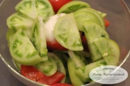 Какие ингредиенты необходимы для приготовления быстромаринованных зеленых помидоров. Быстрые маринованные зеленые помидоры, простой салат и пикантная закуска