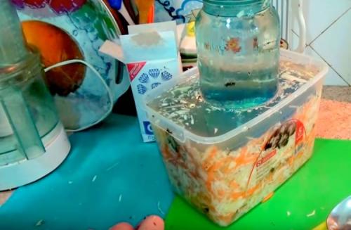 Квашеная капуста рассол на 1 литр. Хрустящая капуста в рассоле на зиму без уксуса