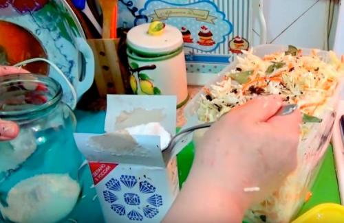 Квашеная капуста рассол на 1 литр. Хрустящая капуста в рассоле на зиму без уксуса