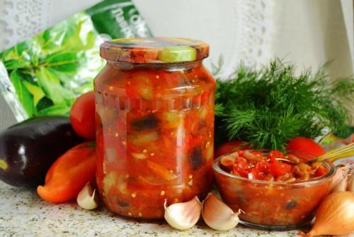 Салат на зиму из баклажанов, сладких перцев и помидоров. 15 вкусных салатов из баклажанов на зиму: самые лучшие и простые рецепты