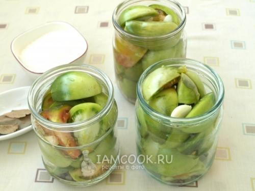 Зеленые помидоры на зиму: как мариновать с чесноком 26