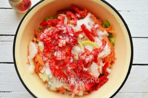 Салат с зелёных помидоров и чеснока: быстрый и вкусный рецепт 05 Салат с зелёных помидоров и чеснока: быстрый и вкусный рецепт 05